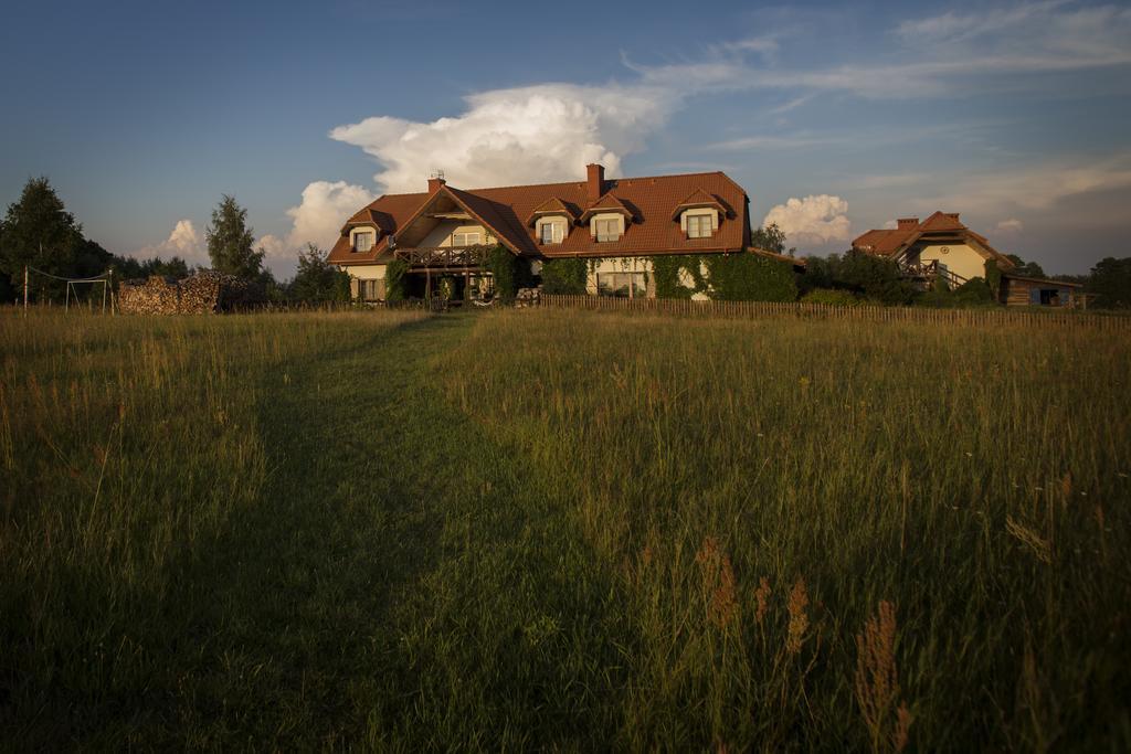 Azuria Піш